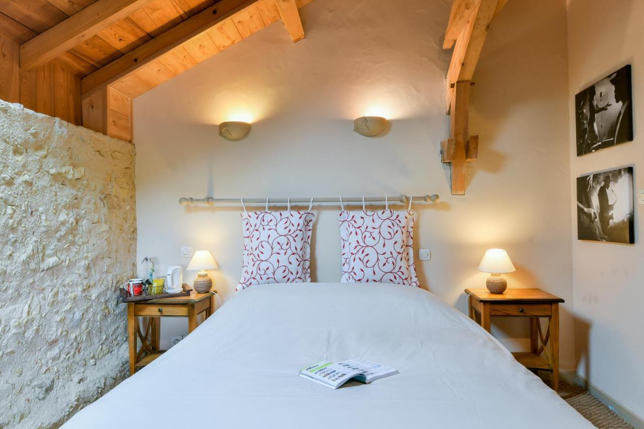Hotel Logis Le Relais du Bastidou à Beaumarchés Extérieur photo