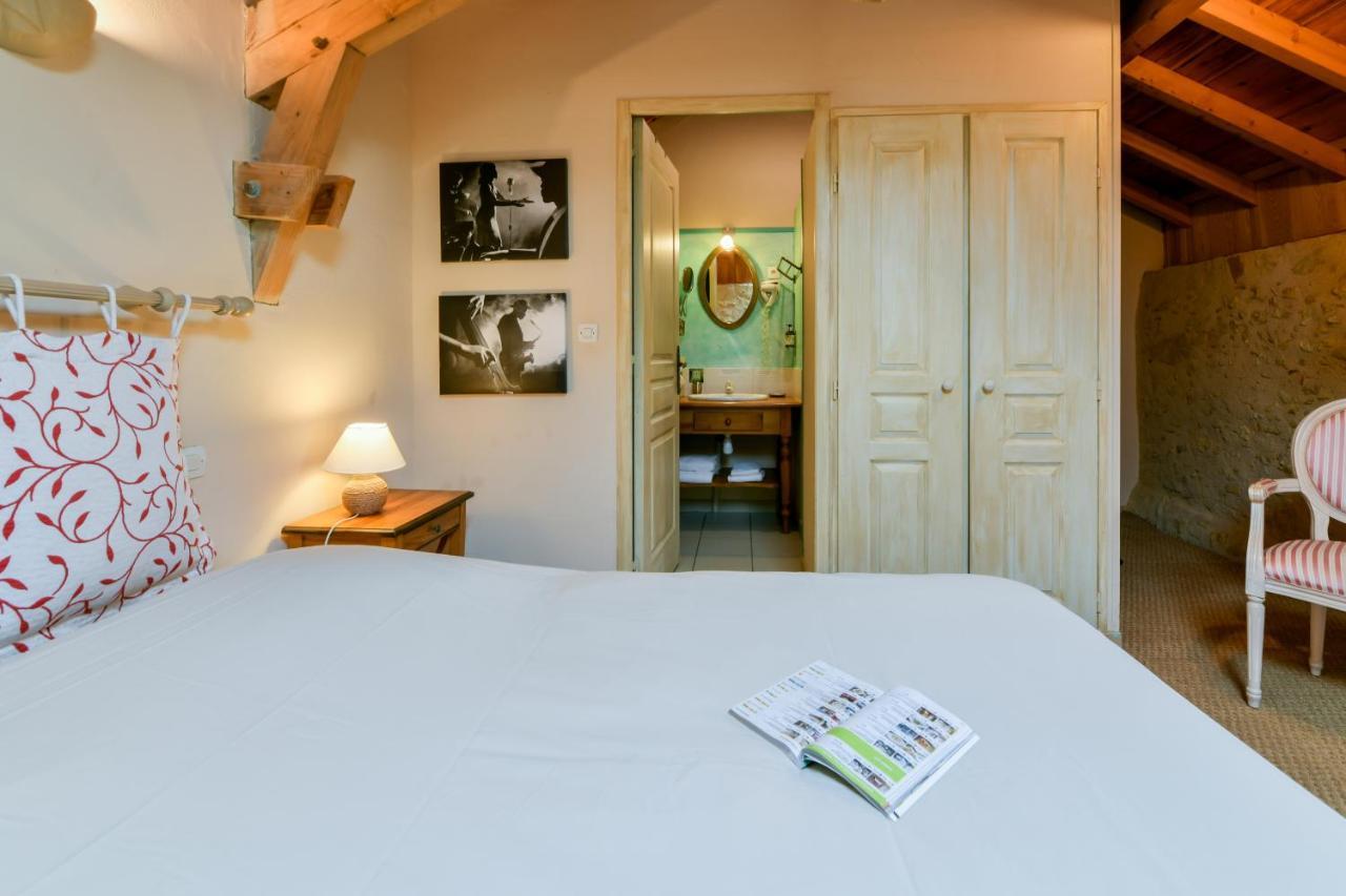 Hotel Logis Le Relais du Bastidou à Beaumarchés Extérieur photo