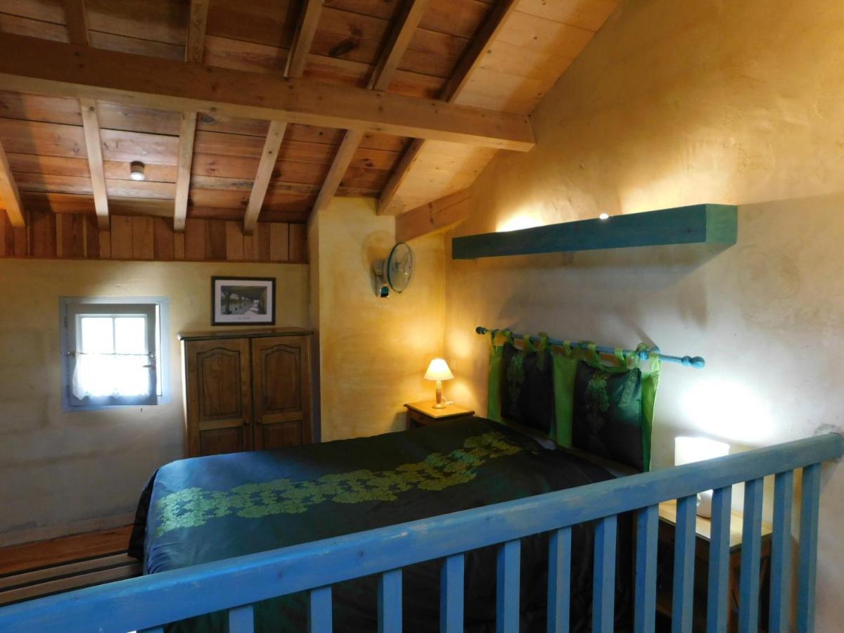 Hotel Logis Le Relais du Bastidou à Beaumarchés Extérieur photo