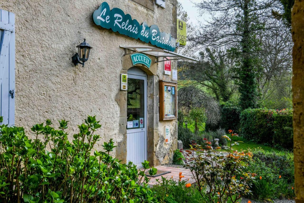 Hotel Logis Le Relais du Bastidou à Beaumarchés Extérieur photo