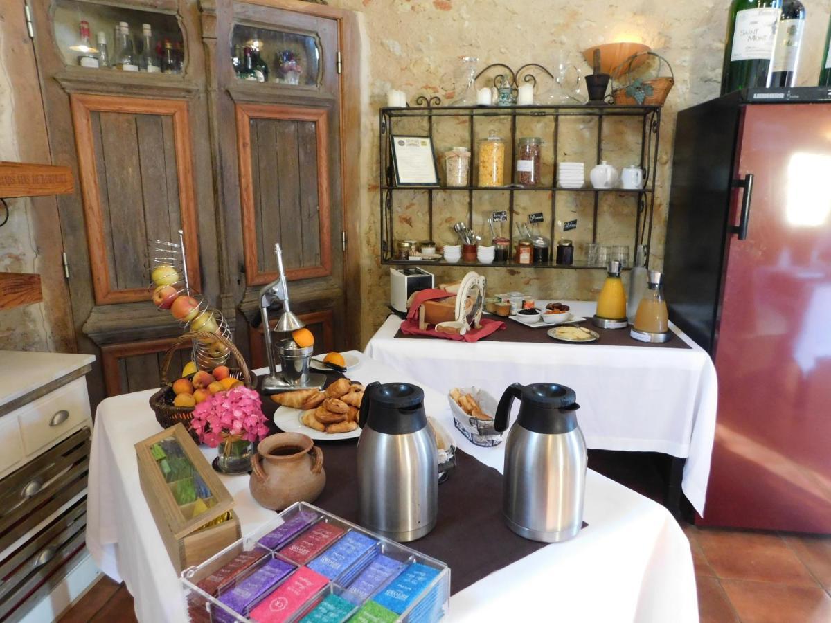 Hotel Logis Le Relais du Bastidou à Beaumarchés Extérieur photo
